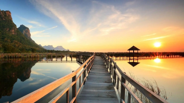 k1体育集团：铝合金全移动网球柱